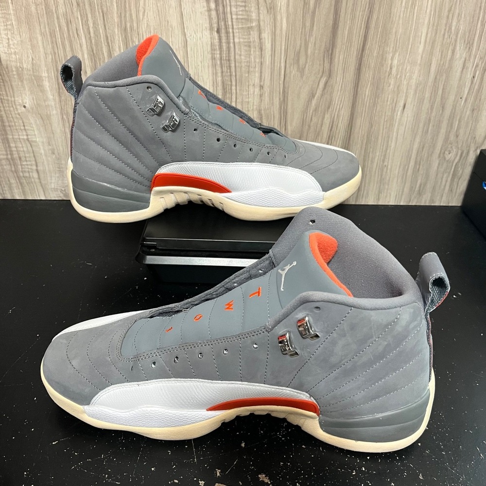 Vintage Jordan 12 Retro Cool Grey Size 13 (2012) 130690-012 - Picture 4 of 10